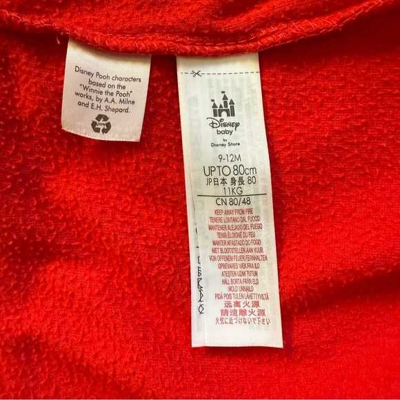 Disney Red footie pjs Pooh Eeyore piglet tigger snowman size 9-12 Christmas - Picture 6 of 7